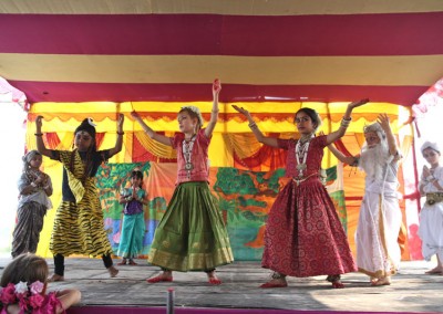 2013 - Dancing in Mayapur Dham (45)