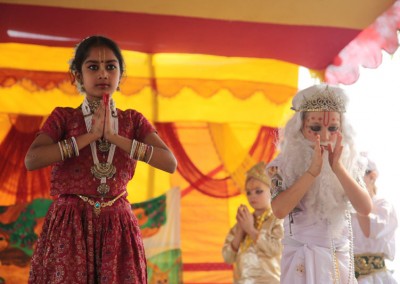 2013 - Dancing in Mayapur Dham (48)