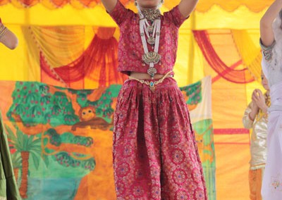 2013 - Dancing in Mayapur Dham (51)