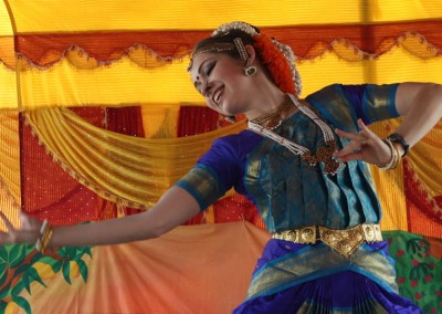 2013 - Dancing in Mayapur Dham (62)