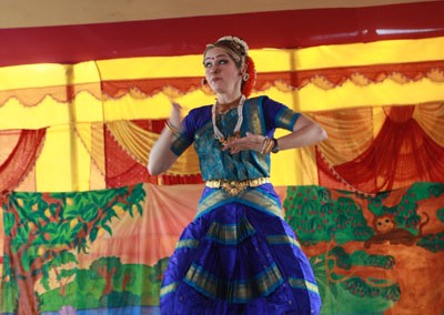 2013 - Dancing in Mayapur Dham (66)
