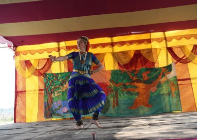 2013 - Dancing in Mayapur Dham (68)