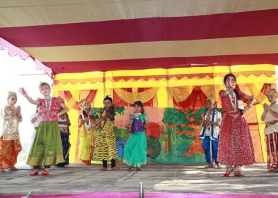 2013 - Dancing in Mayapur Dham (90)