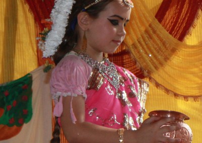 2013 - Dancing in Mayapur Dham (96)