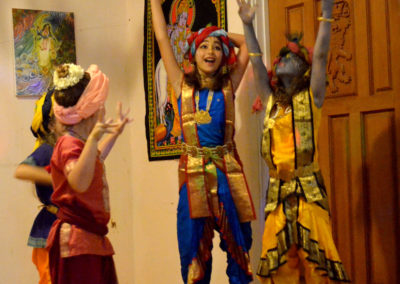 2016 Govinda Damodara Madhaveti (54)